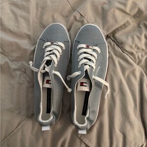 Tommy Hilfiger Blue Canvas Sneakers